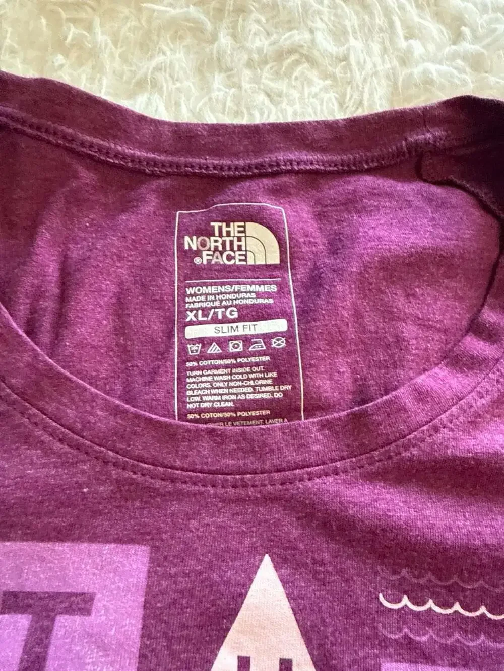 The North Face Women's Graphic Slim Fit T-Shirt, Size XL - Picture 2 of 4